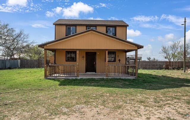 1-bedroom rental at 18883 Lagloria Rd in Elmendorf, TX — photo 2
