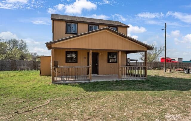 1-bedroom rental at 18883 Lagloria Rd in Elmendorf, TX — photo 3