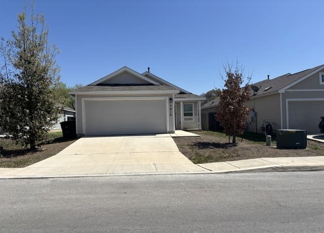 3-bedroom rental at 7010 Dominic in San Antonio, TX — photo 1