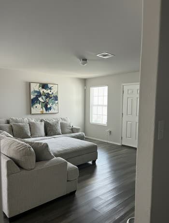 3-bedroom rental at 7010 Dominic in San Antonio, TX — photo 3