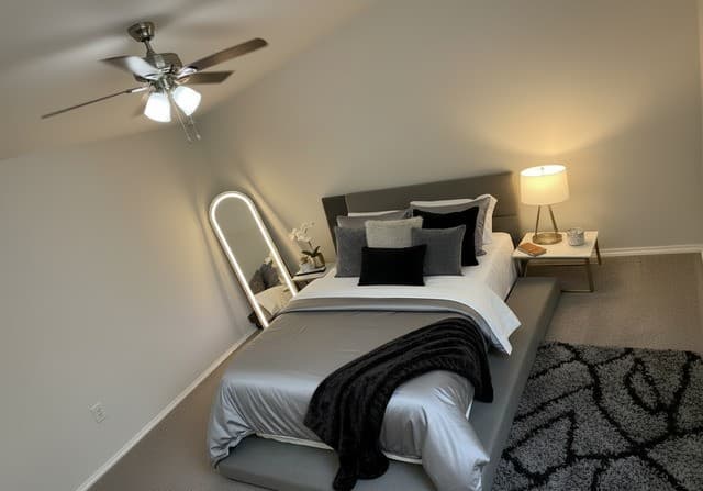 3-bedroom rental at 7010 Dominic in San Antonio, TX — photo 4