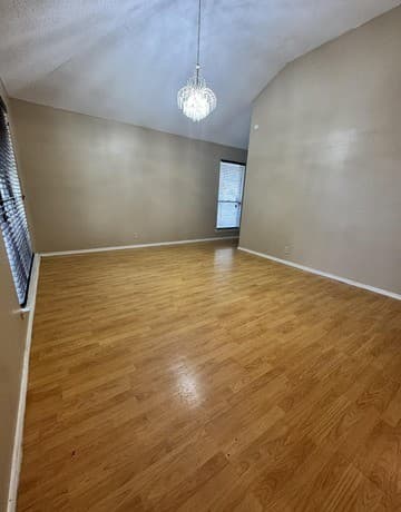 4-bedroom rental at 9122 Big Bethel in San Antonio, TX — photo 5