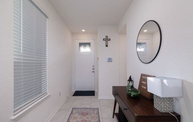 3-bedroom rental at 14839 Vance Jackson Rd Unit 411 in San Antonio, TX — photo 4