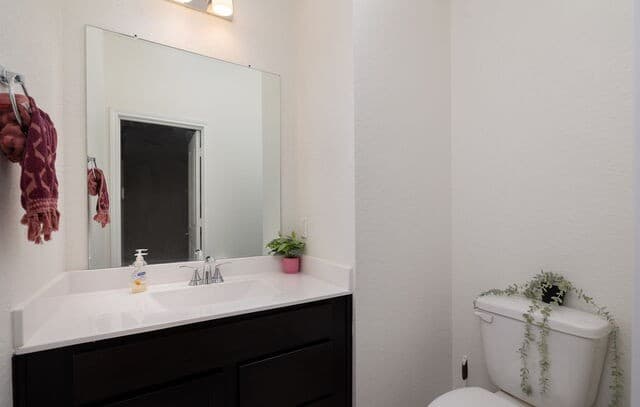 3-bedroom rental at 14839 Vance Jackson Rd Unit 411 in San Antonio, TX — photo 5