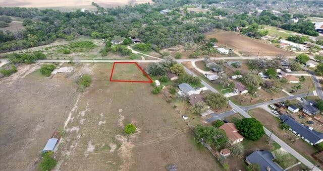 rental at 515 Dry Hollow in La Vernia, TX — photo 5