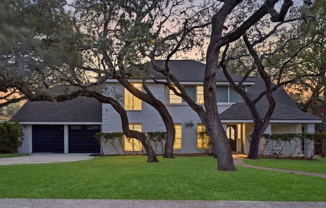 5-bedroom rental at 3038 Whisper Fern in San Antonio, TX — photo 1