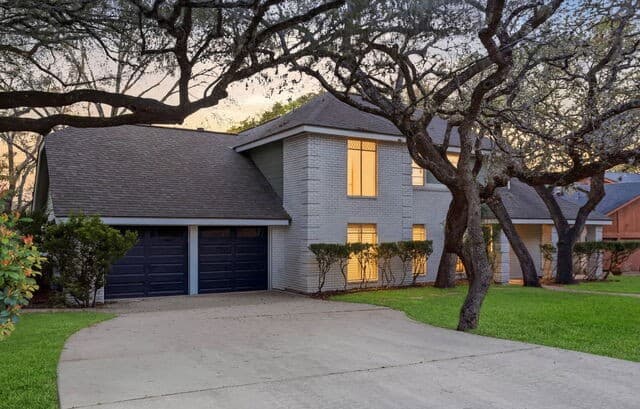 5-bedroom rental at 3038 Whisper Fern in San Antonio, TX — photo 2