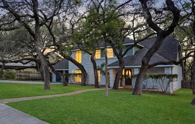 5-bedroom rental at 3038 Whisper Fern in San Antonio, TX — photo 3