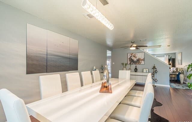 4-bedroom rental at 18 Sulfur Cyn in San Antonio, TX — photo 3