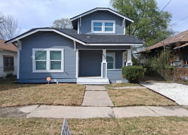 2-bedroom rental at 539 Hicks in San Antonio, TX — photo 1