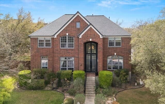 5-bedroom rental at 8718 Timberland Trl in Fair Oaks Ranch, TX — photo 1