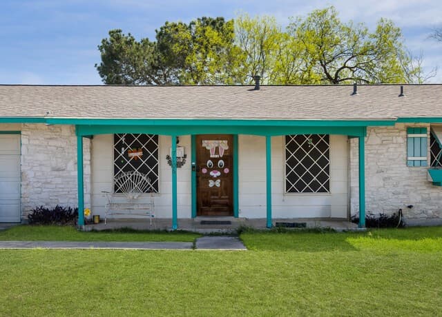 4-bedroom rental at 7106 Laurel Valley Dr in San Antonio, TX — photo 4