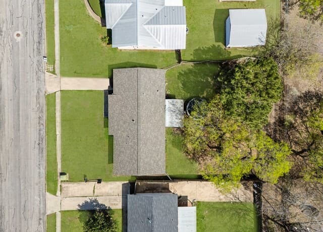 4-bedroom rental at 7106 Laurel Valley Dr in San Antonio, TX — photo 5
