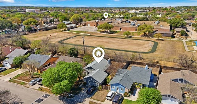 2-bedroom rental at 5775 Larkdale Dr in San Antonio, TX — photo 3