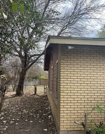 Home for sale at 1410 Montview in San Antonio, TX — photo 3