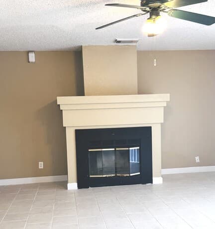 3-bedroom rental at 6715 Campus Meadow Dr in Converse, TX — photo 3