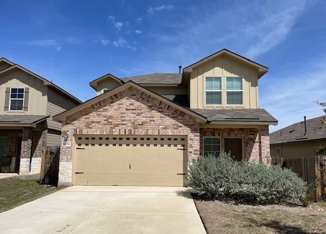 4-bedroom rental at 6626 Bleak Hills in San Antonio, TX — photo 3