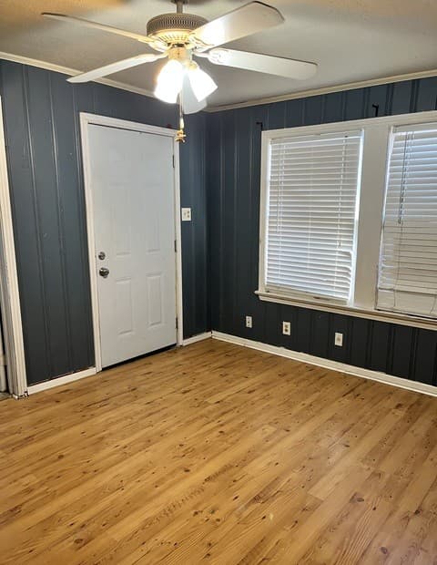 3-bedroom rental at 206 Thompson in San Antonio, TX — photo 5