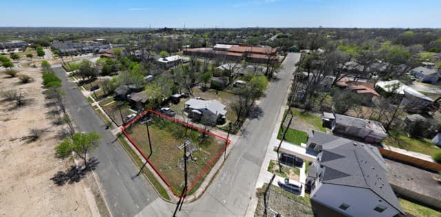rental at 504 S Grimes in San Antonio, TX — photo 4