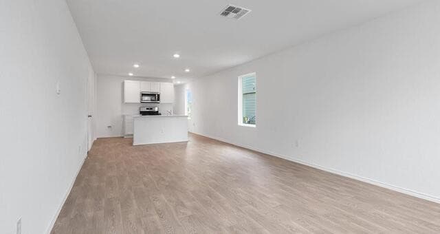 3-bedroom rental at 5926 Celestite Bend in San Antonio, TX — photo 3