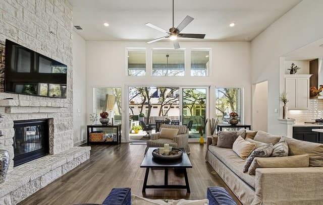 4-bedroom rental at 422 Corwin in Cibolo, TX — photo 5