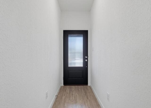 4-bedroom rental at 12914 Rosemary Bnd in St Hedwig, TX — photo 3