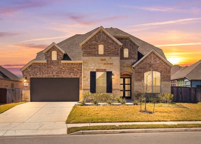 4-bedroom rental at 6837 Hallie Loop in Schertz, TX — photo 1