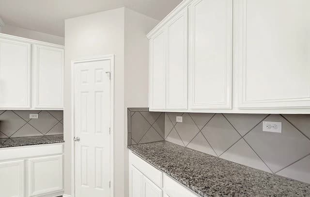 4-bedroom rental at 424 Landmark Falls in Cibolo, TX — photo 5