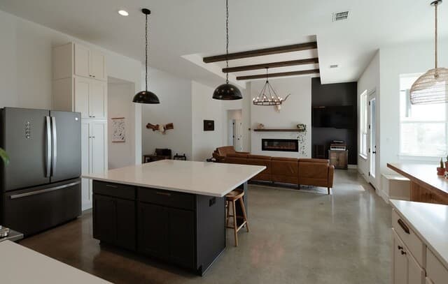 3-bedroom rental at 103 Cascada in Spring Branch, TX — photo 1