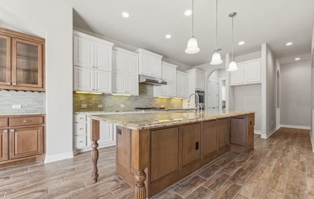 3-bedroom rental at 22714 Reposo in San Antonio, TX — photo 4