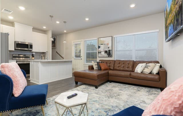 3-bedroom rental at 16011 Babcock #26 in San Antonio, TX — photo 3