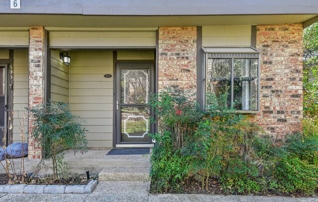 2-bedroom rental at 11815 Vance Jackson Unit 606 in San Antonio, TX — photo 2