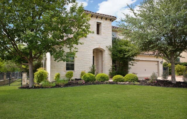 4-bedroom rental at 7 Marbella in San Antonio, TX — photo 4