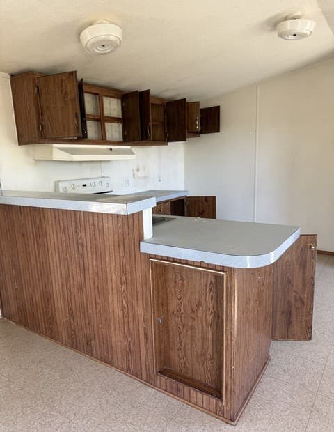 2-bedroom rental at 2811 Southern Breeze in Hondo, TX — photo 4