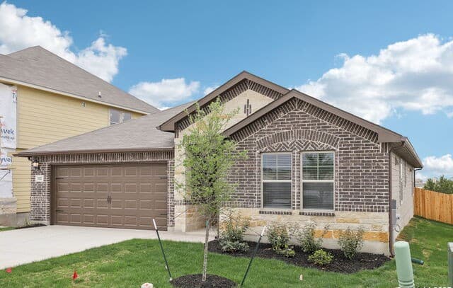 4-bedroom rental at 112 Shelton Pass in Cibolo, TX — photo 3