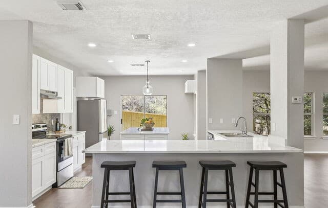 4-bedroom rental at 22227 Pelican Edge in San Antonio, TX — photo 1