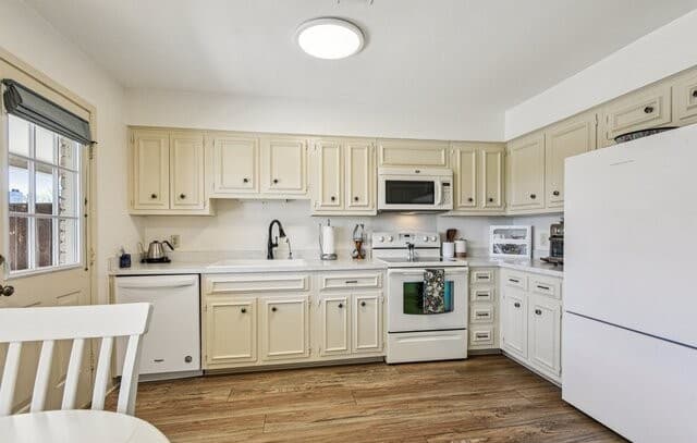 Home for sale at 2611 Eisenhauer Unit 1403 in San Antonio, TX — photo 4