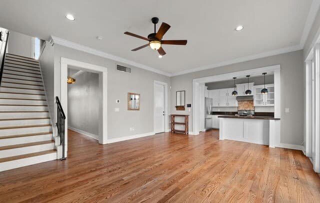 3-bedroom rental at 137 Katherine Unit 2 in San Antonio, TX — photo 5