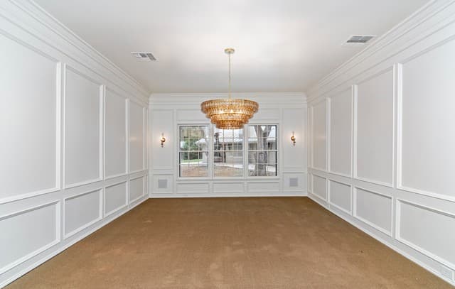6-bedroom rental at 6 Lazy Lane in San Antonio, TX — photo 5