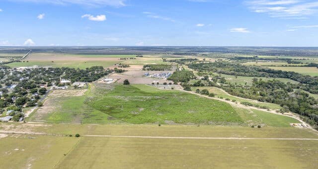 rental at 0 Old LaCoste-Castroville Rd in LaCoste, TX — photo 3