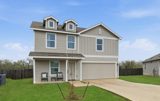 4-bedroom rental at 11931 Fuzzy Path in San Antonio, TX — photo 3