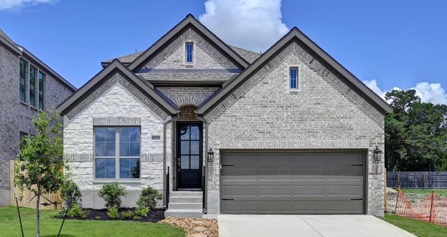 4-bedroom rental at 10231 Belle Parkway in San Antonio, TX — photo 2