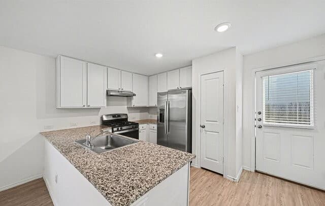 3-bedroom rental at 14068 Wool in San Antonio, TX — photo 5