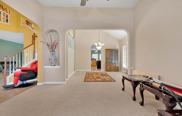 5-bedroom rental at 9215 Tay Dr in Helotes, TX — photo 4