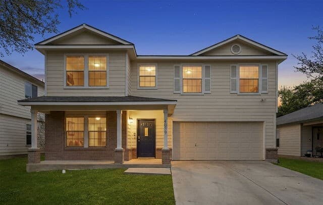 3-bedroom rental at 4039 Angel Trumpet in San Antonio, TX — photo 2
