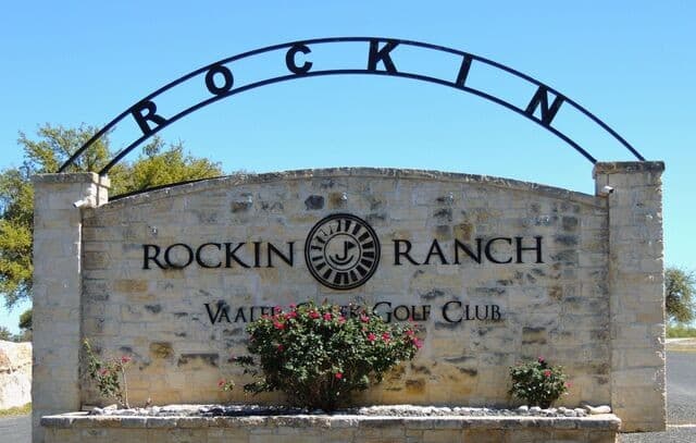 rental at 510 John Price in Blanco, TX — photo 3