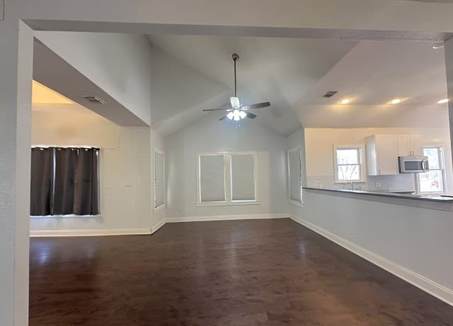 3-bedroom rental at 114 Yale in San Antonio, TX — photo 5
