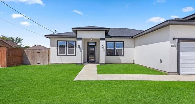 4-bedroom rental at 8511 Ventura in Selma, TX — photo 3