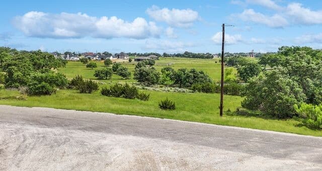 rental at 129 W Pat Dolan in Blanco, TX — photo 5