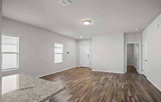 3-bedroom rental at 7415 Capstone in San Antonio, TX — photo 4
